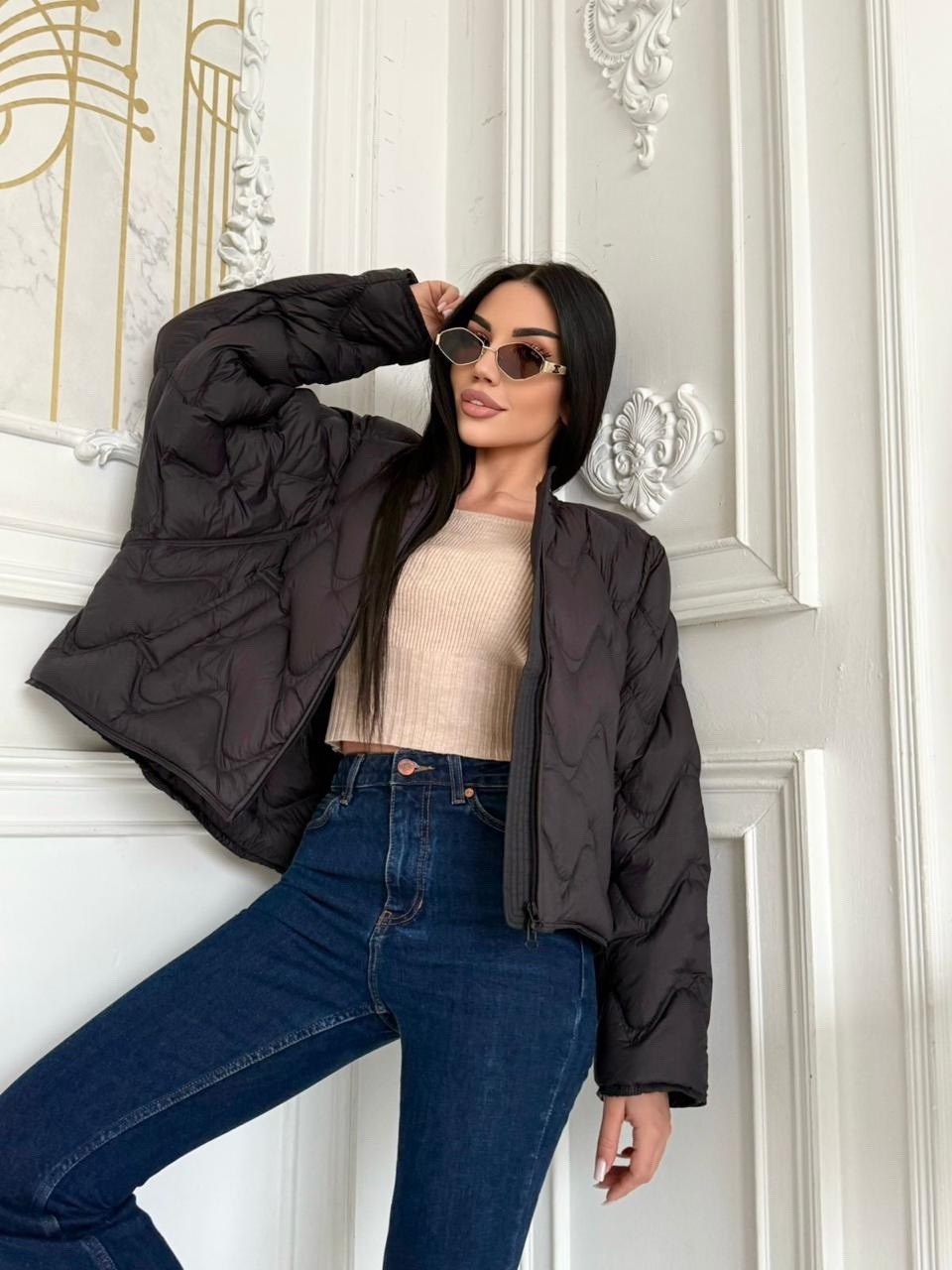 куртка стеганая,куртка женская,демисезонная куртка,куртка,легкая куртка