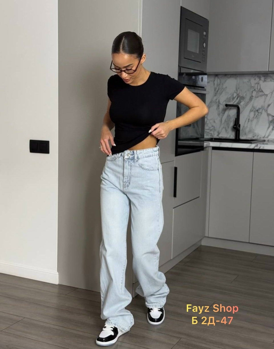 футболки женская,футболка с коротким рукавом,джинсы брюки,женские широкие джинсы