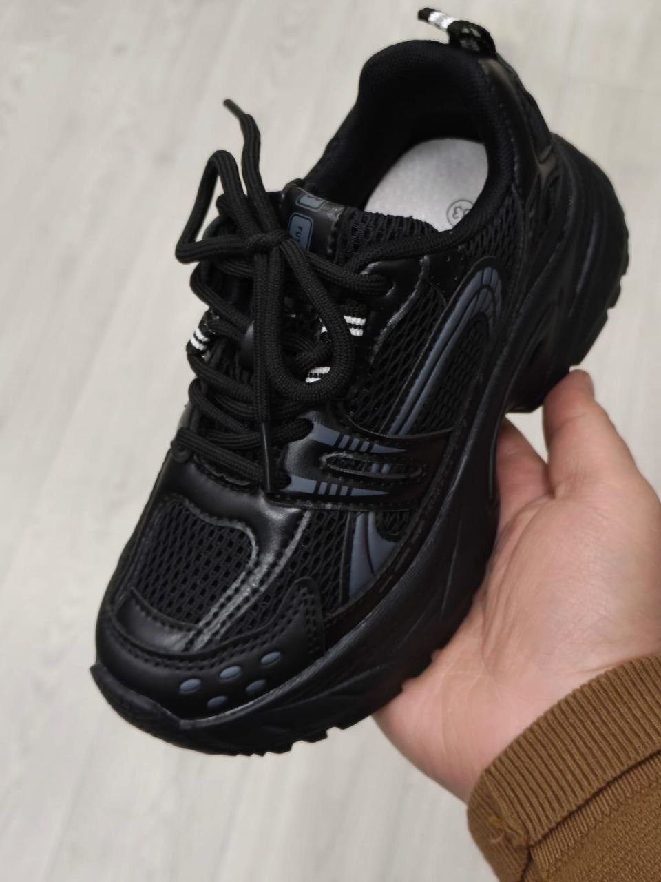 кроссовки balenciaga,кроссовки,кроссовки balenciaga runner,женские кроссовки balenciaga,кроссовки женские