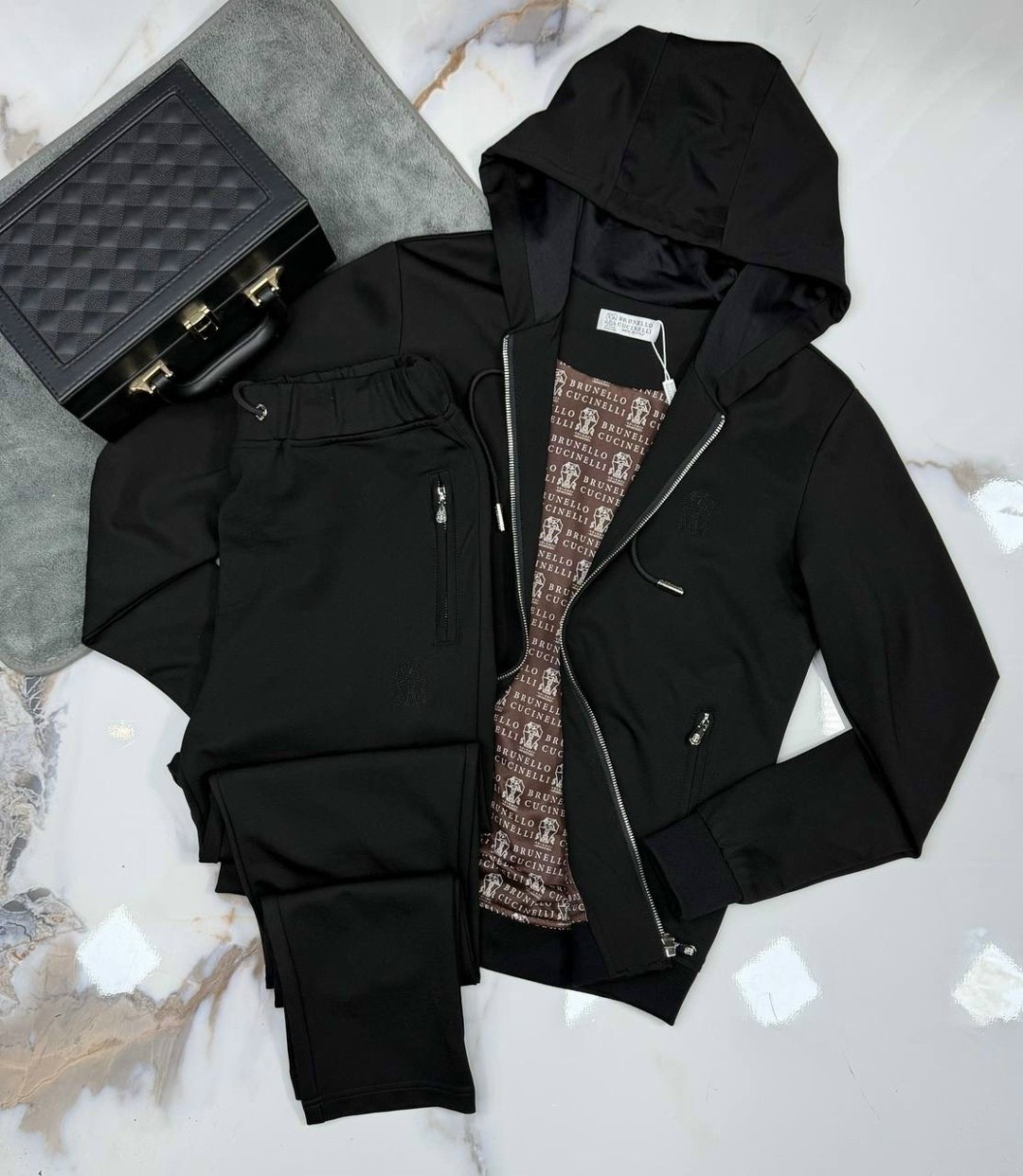 спортивный костюм brunello cucinelli,костюм спортивный,костюм спортивный armani,мужской спортивный костюм,костюм