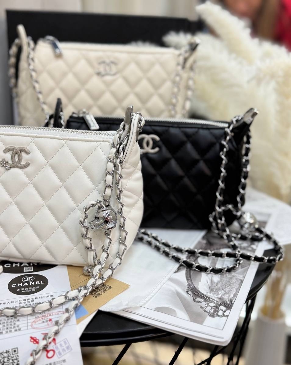 женская сумка chanel,сумочка chanel,кожаная белая сумочка chanel woc с ручкой,сумка chanel,сумка шанель натуральная кожа