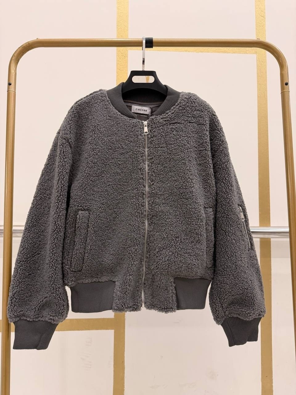 куртка-бомбер oversize из ткани с ворсом серый,куртка-бомбер oversize из ткани с ворсом befree,куртка-бомбер оверсайз из ткани с ворсом befree цвет темно-серый,оверсайз куртка,куртка-бомбер oversize и