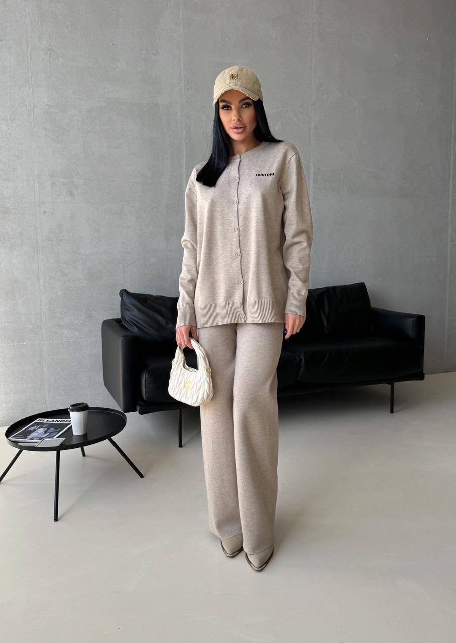 стильные костюмы,трикотажный костюм,костюм бежевый,женский костюм,женский трикотажный костюм