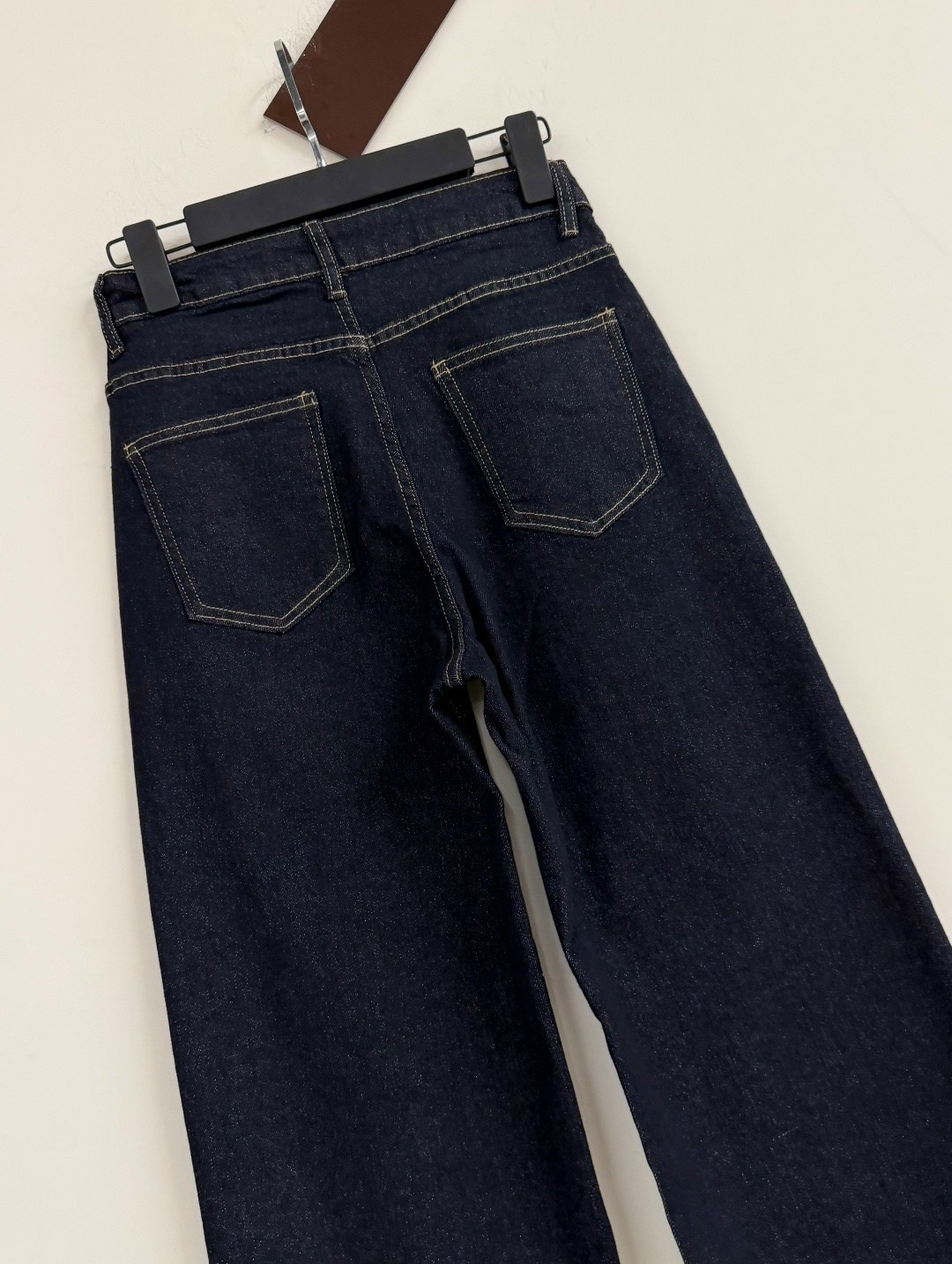 джинсы широкий,джинсы женские,прямые джинсы,женские джинсы широкие,одежда джинсы