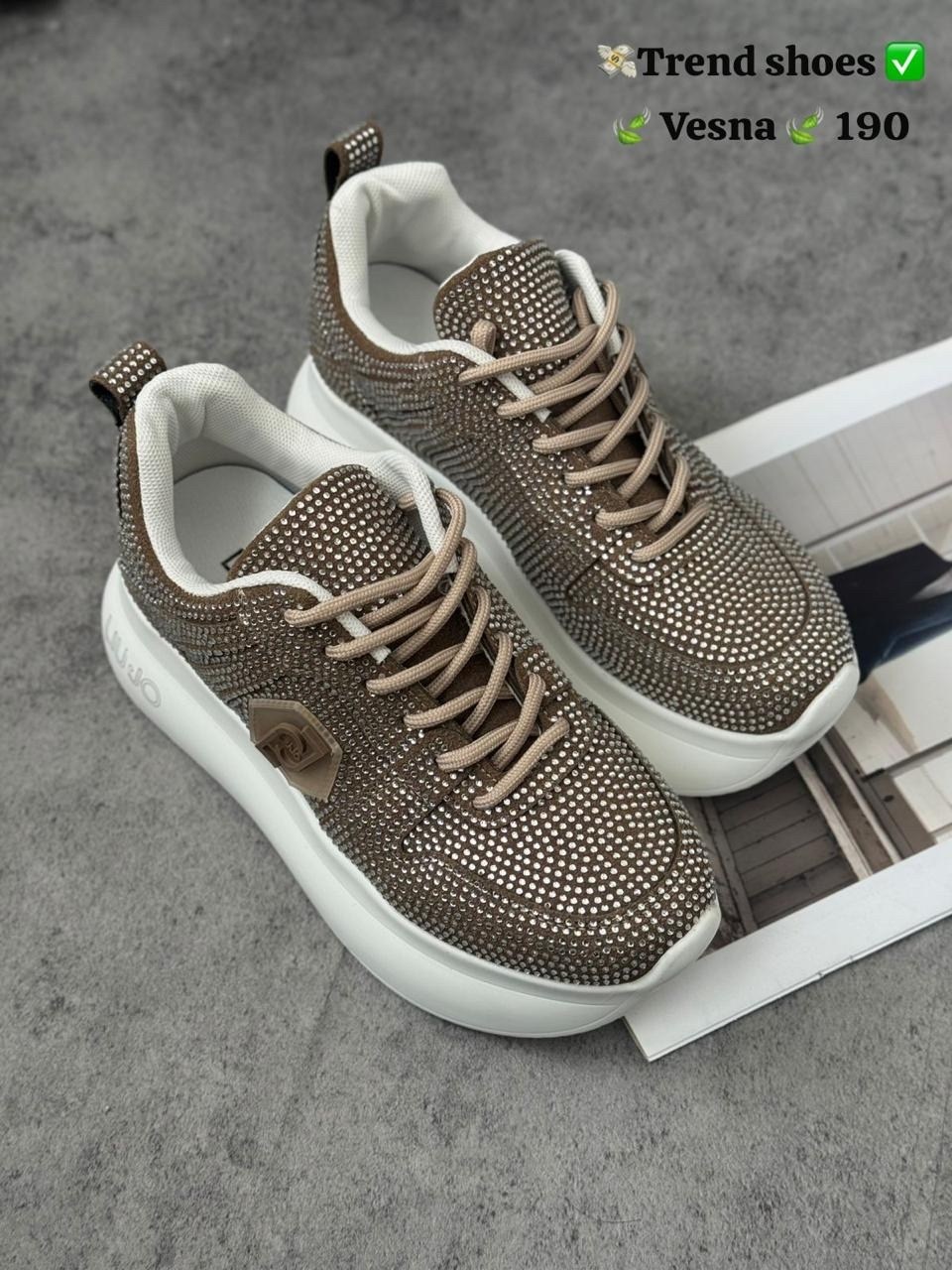 ,женские кроссовки, женская, спортивная,обуви