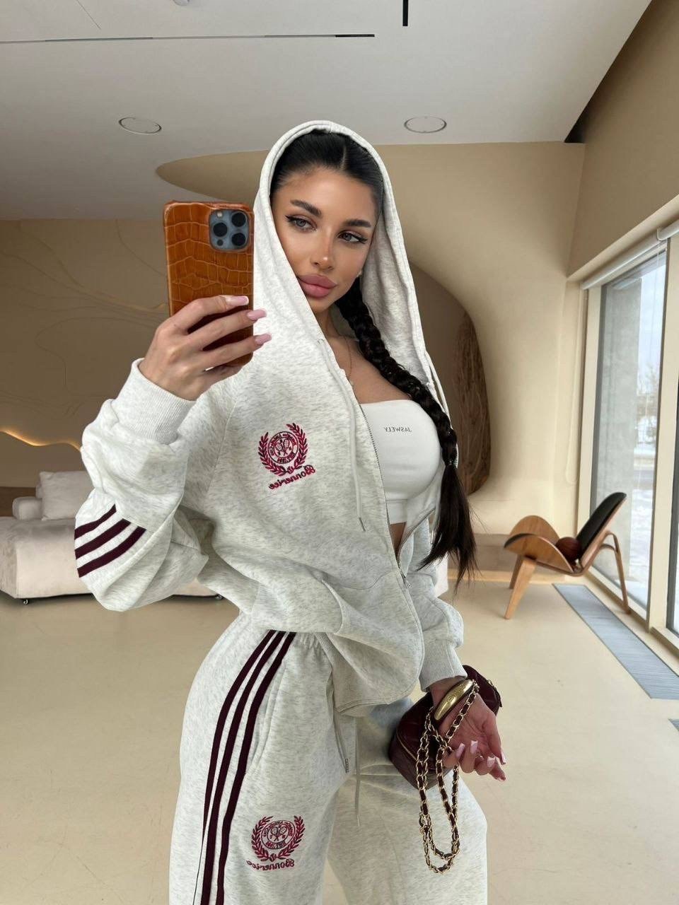 спортивный костюм женский,костюм спортивный,стильные костюмы,женский костюм,шикарный костюм