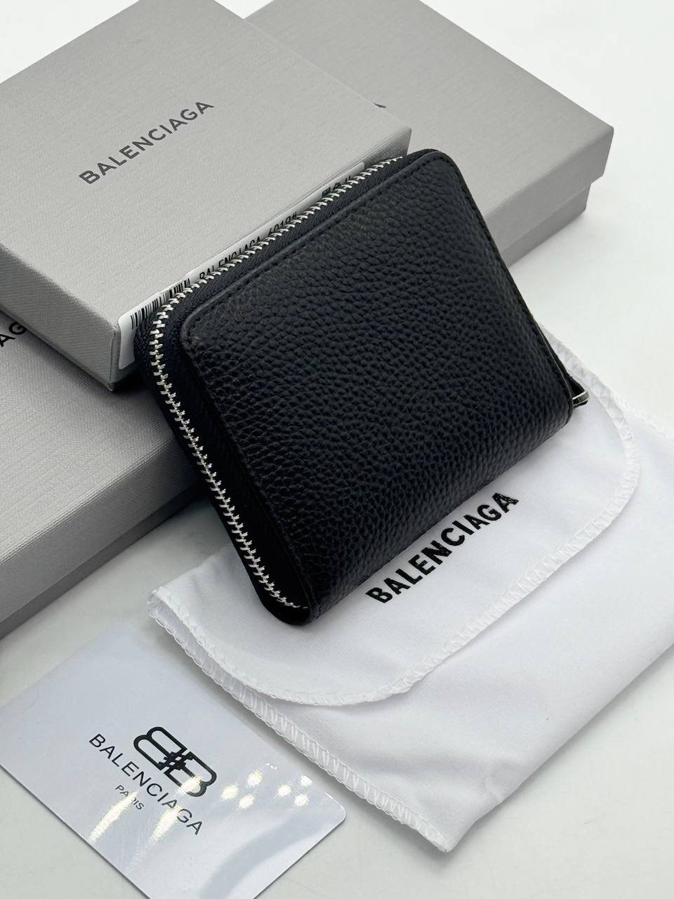 кошелек balenciaga,balenciaga balenciaga,бумажник balenciaga,кожаное портмоне balenciaga,кошелек из кожи с наличными balenciaga