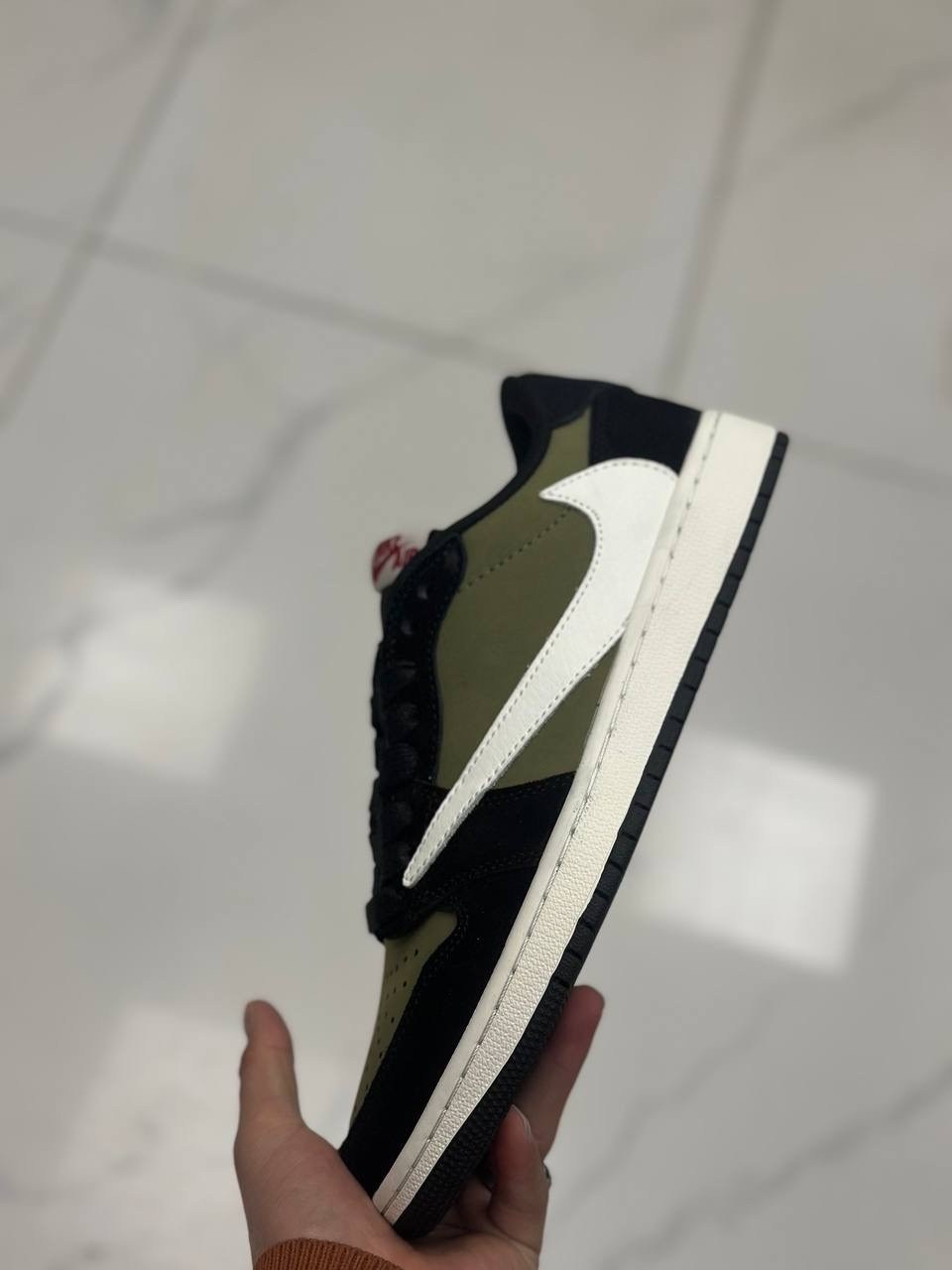 кроссовки nike air jordan 1 low,nike air jordan 1 low travis scott olive,кроссовки nike air jordan 1 low x travis scott,nike air jordan 1 low travis scott,air jordan 1 low travis scott