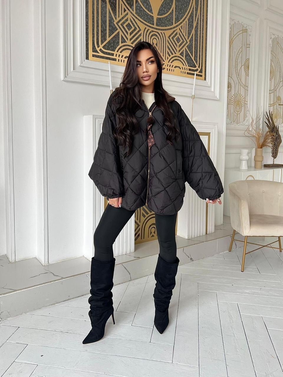 куртка стеганая оверсайз с капюшоном okxana utova brand,стильные куртки,стеганый пуховик,куртка оверсайз,куртка женская