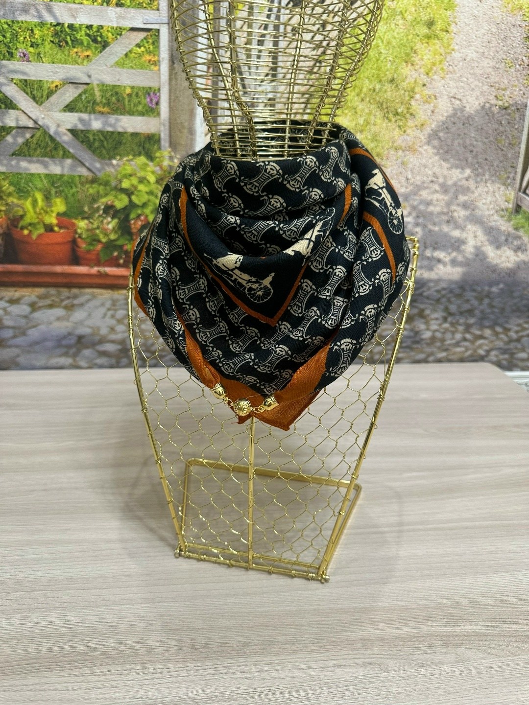 брендовый платок,шелковый платок,женские платки,шарфы для женщин,платок луи виттон