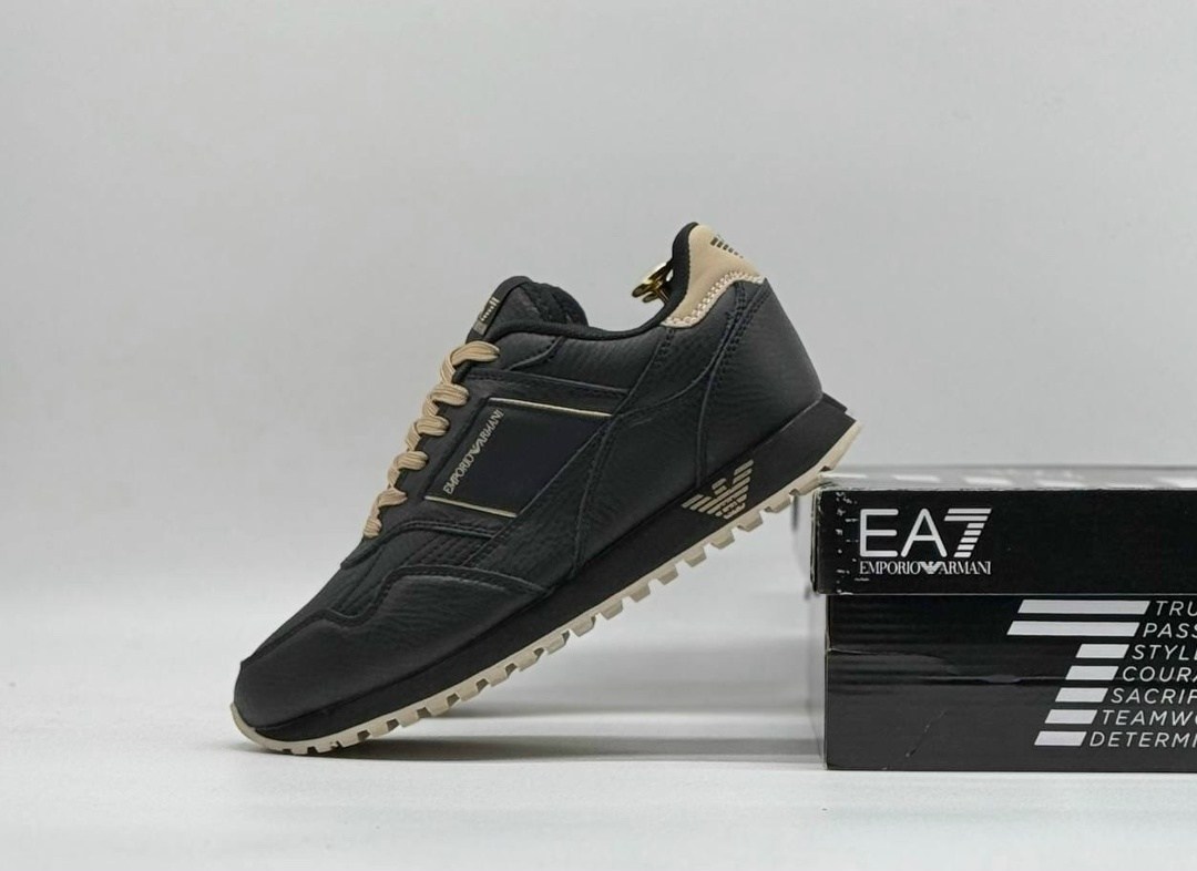 ,кроссовки emporio armani,кроссовки мужские armani,кроссовки для мужчин,кроссовки мужские