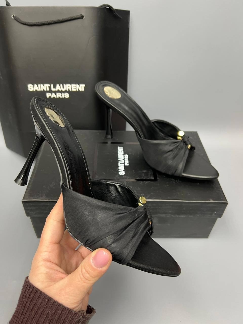 ,туфли saint laurent,босоножки yves saint laurent,босоножки ysl,мюли женские