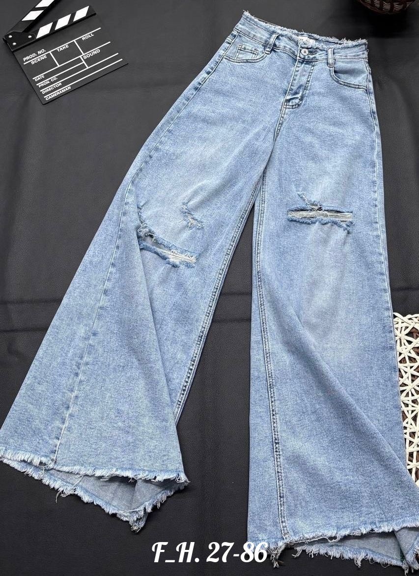 джинсы широкие,широкие джинсы на девочках,стильные джинсы,брюки джинсы,женские джинсы широкие