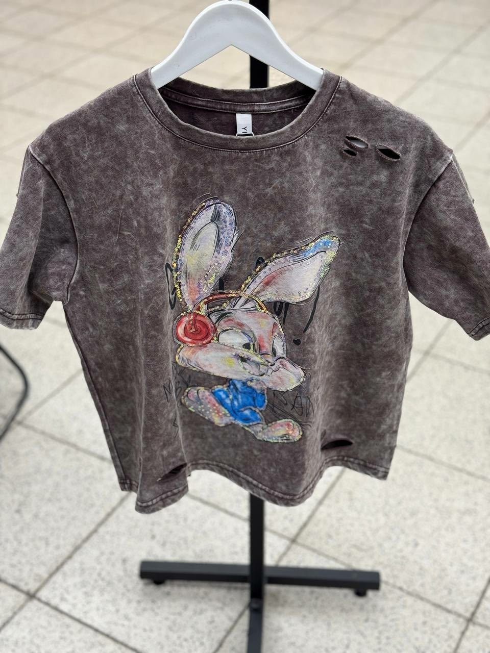 футболка варенка с принтом оверсайз,футболка варенка с принтом оверсайз maltipu,футболка женская,футболка варенка,футболка варенка оверсайз с принтом bugs bunny