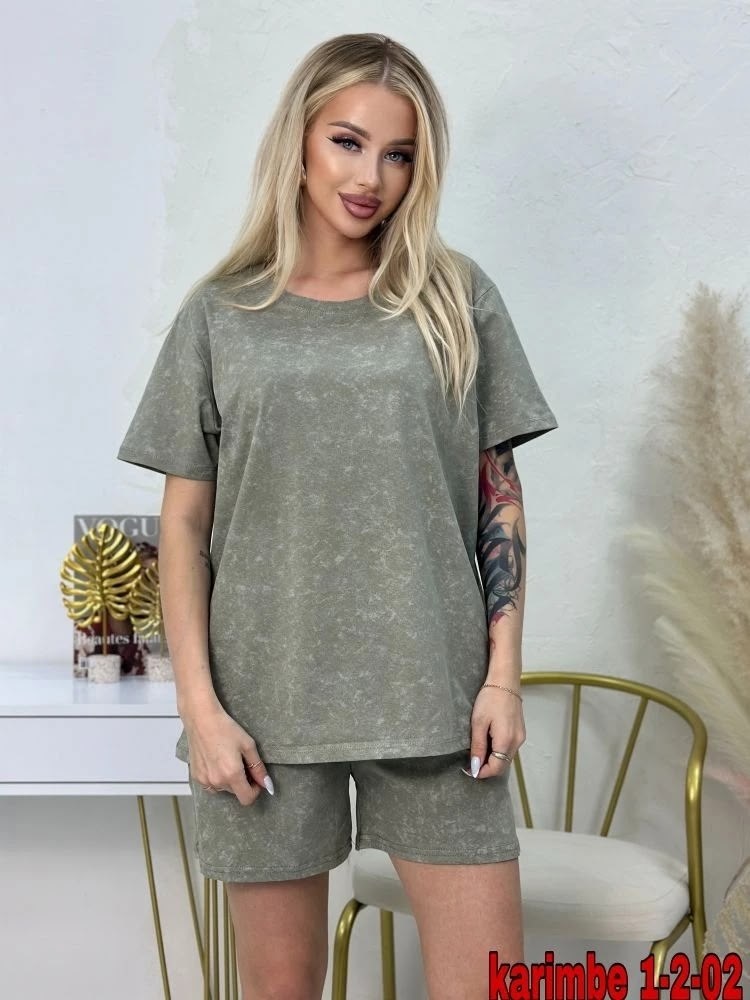 футболки оверсайз с принтами,летние костюмы,костюм трикотажный,костюм с шортам,женские костюмы