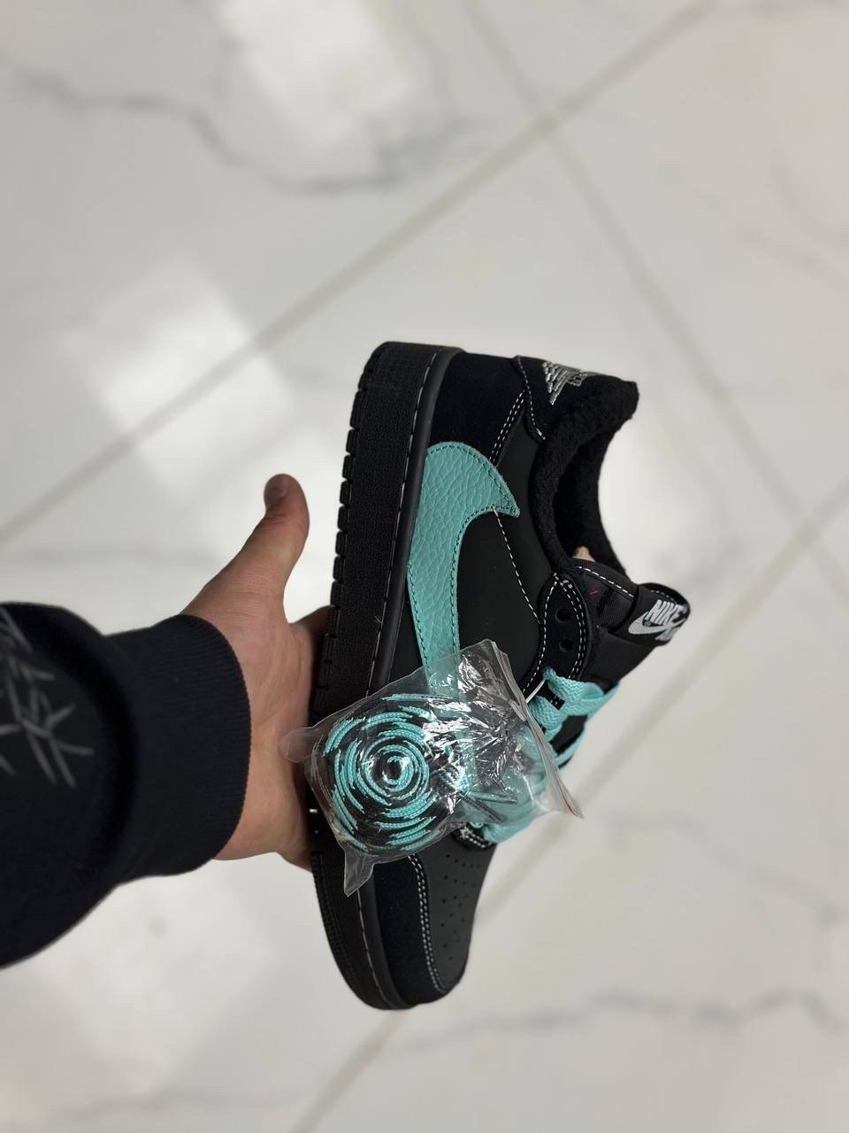 кроссовки nike air jordan 1 low x travis scott,nike air jordan 1 low x travis scott,nike air jordan 1 low travis scott olive,travis scott × nike air jordan 1 low,nike air jordan 1 low