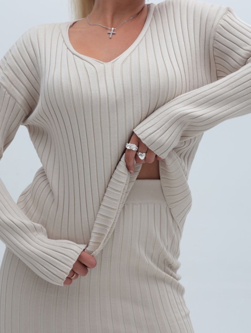 костюм лапша с юбкой,костюм теплый вязаный оверсайз лапша с юбкой gani shop,костюм с юбкой миди трикотажный,серый костюм лапша с длинной юбкой,костюм теплый вязаный оверсайз лапша с юбкой gani shop цв