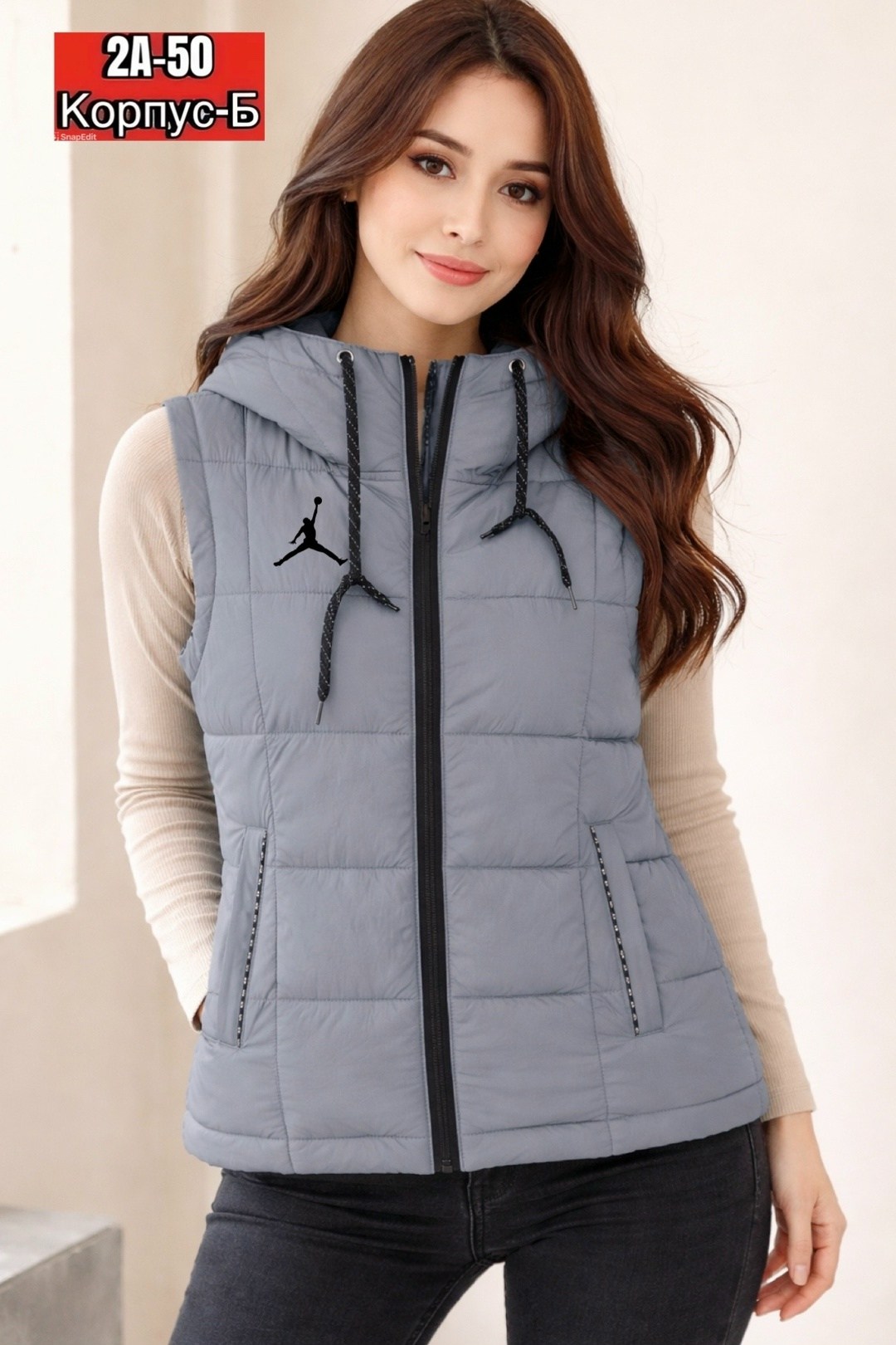 жилетка женская,теплый жилет,женские жилеты,жилет с капюшоном,женский жилет с капюшоном