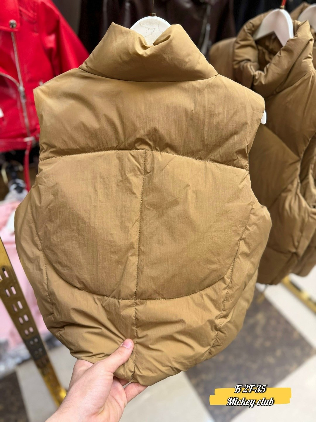 теплый жилет,пуховой жилет,жилет женский,жилетка женская,жилет