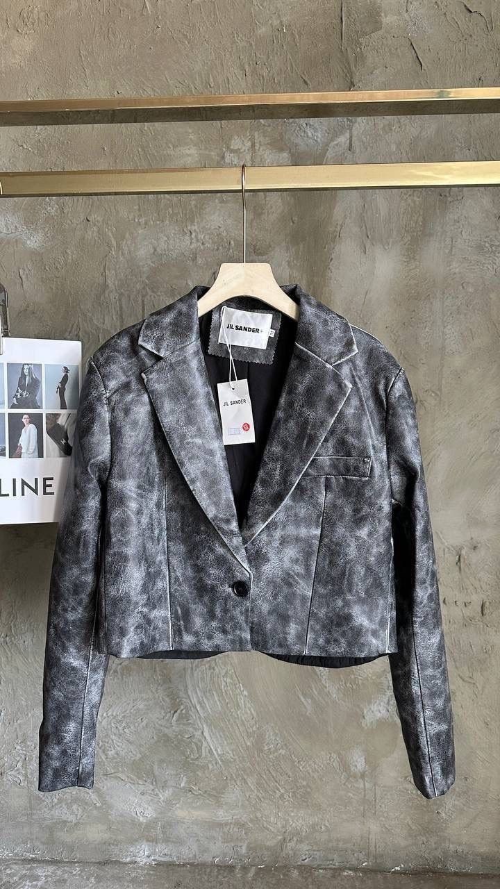 кожаная куртка,кожаная куртка женская,куртка женская,пиджак,короткая куртка