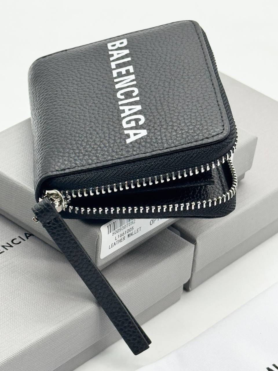 кошелек balenciaga,balenciaga balenciaga,бумажник balenciaga,кожаное портмоне balenciaga,кошелек из кожи с наличными balenciaga