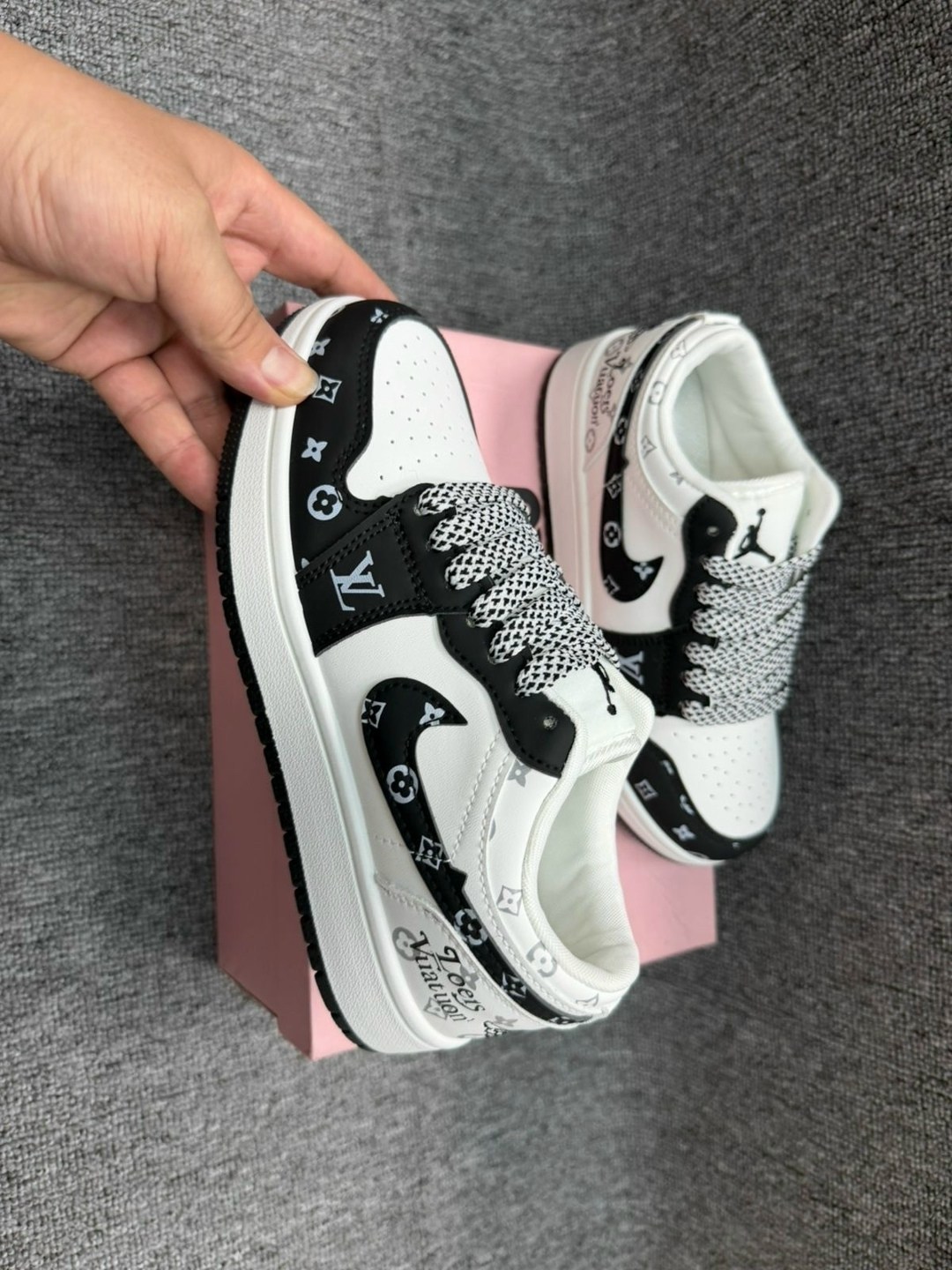 кроссовки,кроссовки nike,спортивная ,женские кроссовки,оригинальные кроссовки