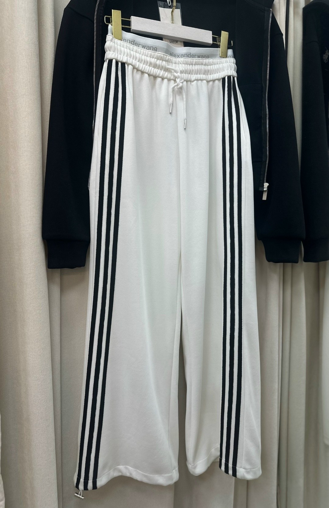 костюм спортивный женский,стильные костюмы,спортивный костюм,женский костюм,спортивные брюки