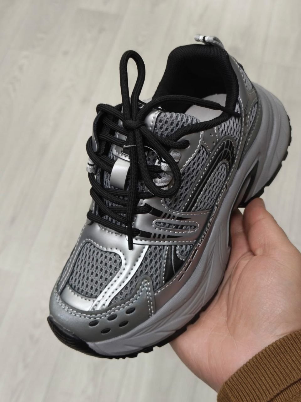 кроссовки balenciaga,кроссовки,кроссовки balenciaga runner,женские кроссовки balenciaga,кроссовки женские