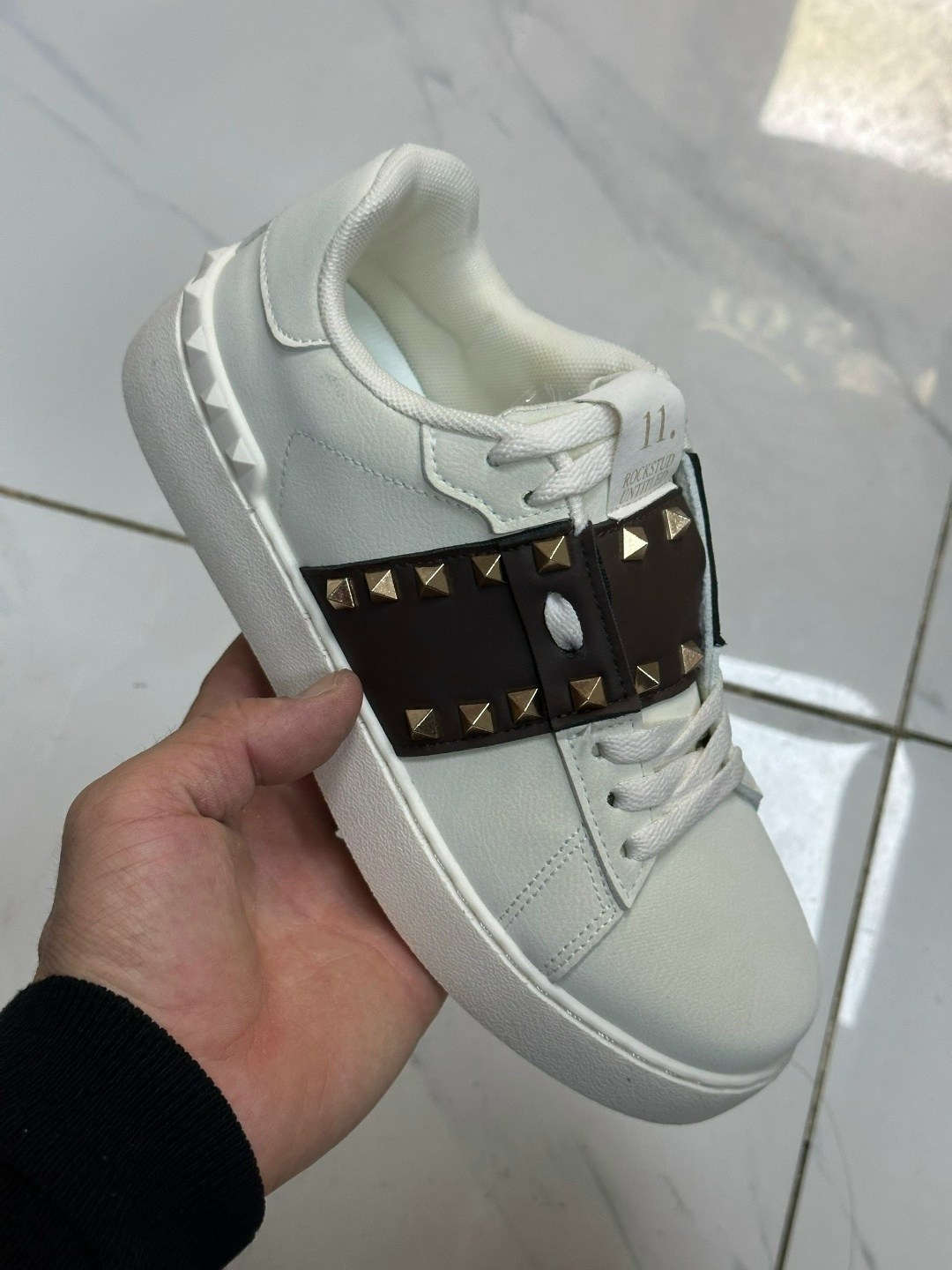 кеды валентино женские,женские кожаные кроссовки valentino garavani rockstud,кроссовки valentino,кеды валентино,