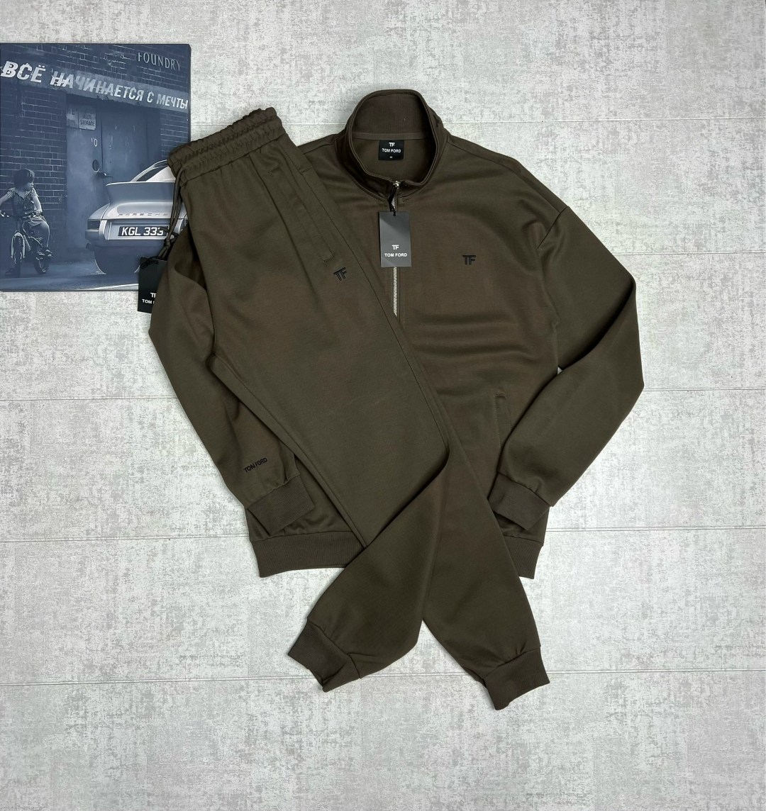 спортивный костюм brunello cucinelli,спортивный костюм armani,спортивный костюм zegna sport,спортивный костюм zegna,спортивный костюм для мужчин