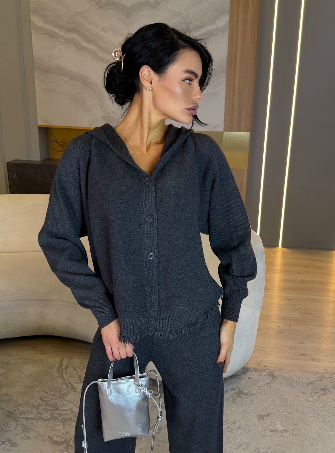 брючный костюм,трикотажный брючный костюм,женский костюм,женский костюм серый,женский костюм с брюками