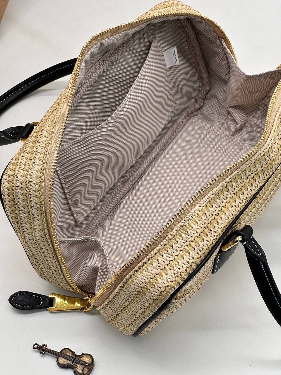 сумка,сумка miu miu,женская сумка miu miu,женская сумка,брендовые сумки