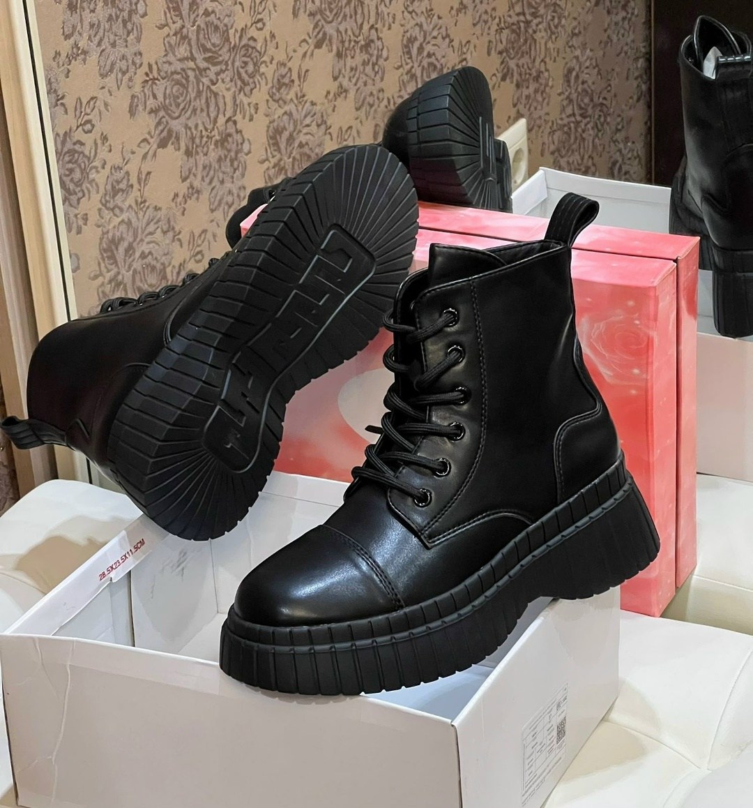 ,ботинки женские,ботинки модные,женская ,джинсовые ботинки