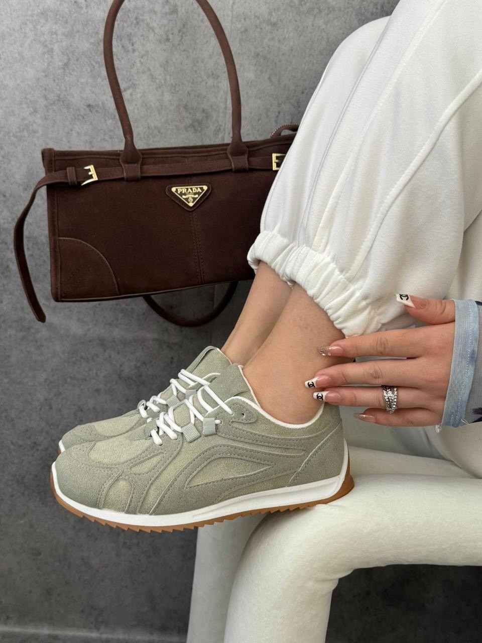 ,женские кроссовки,женская замшевая сумка,замшевая сумка,кроссовки замшевые черные