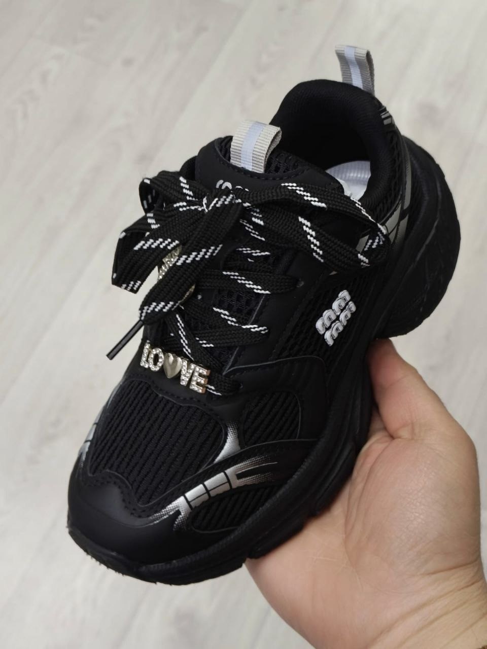 кроссовки balenciaga,кроссовки,кроссовки balenciaga runner,женские кроссовки balenciaga,кроссовки женские