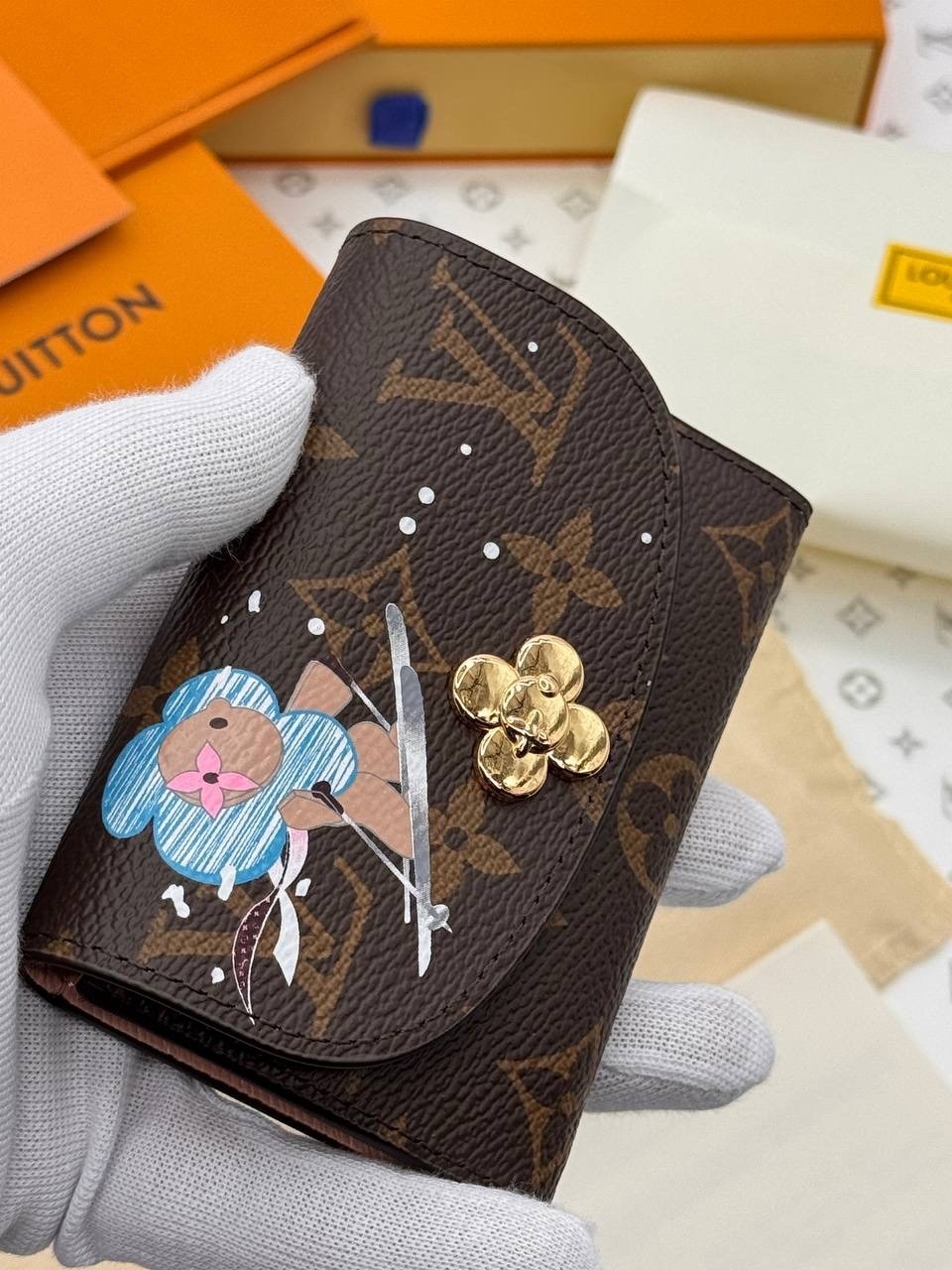 обложка на паспорт louis vuitton,кошелек louis vuitton,кошелек женский луи виттон,картхолдер louis vuitton,кошелек луи виттон