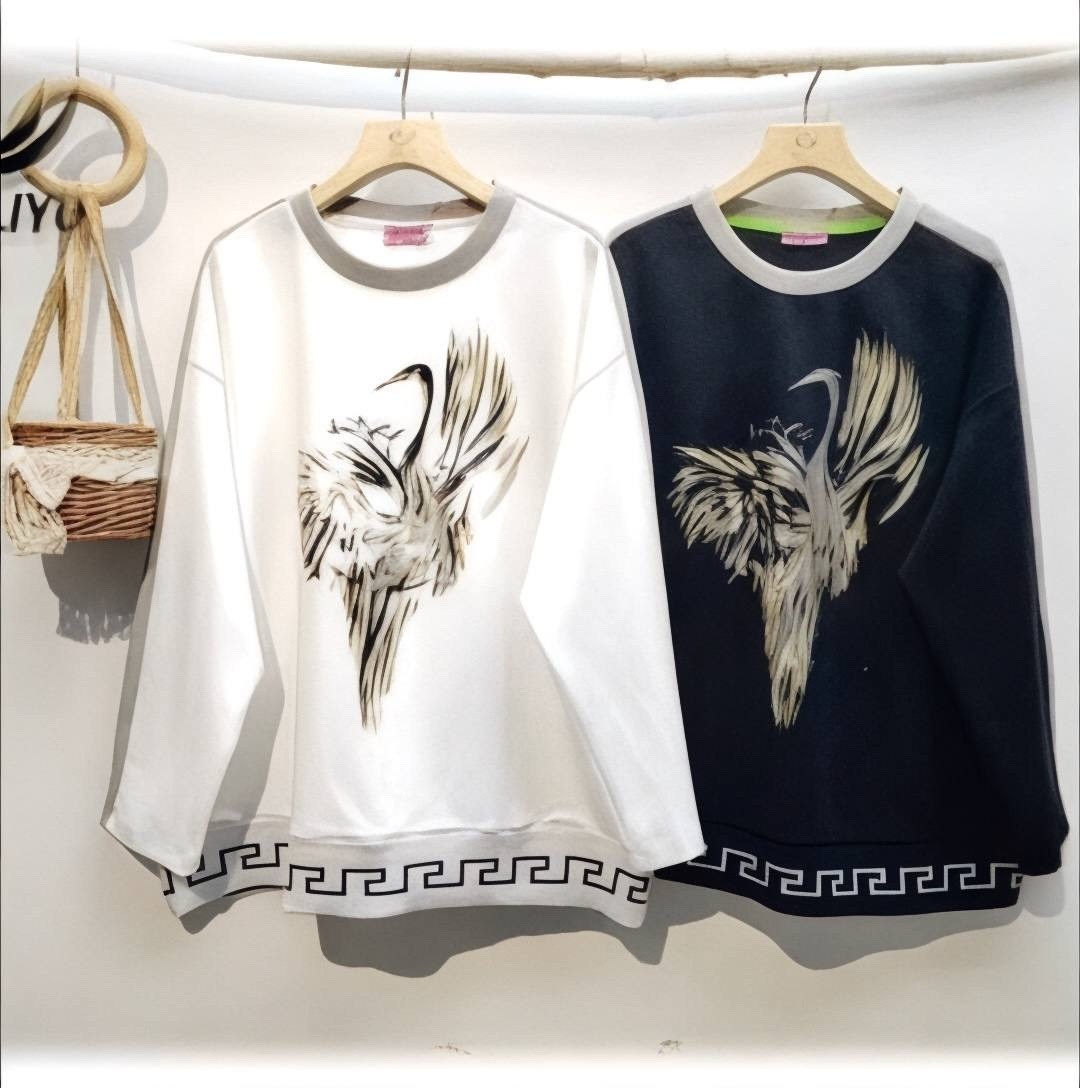 свитшот женская,свитшот стильный,свитшот свободного кроя,свитшот,белый свитшот