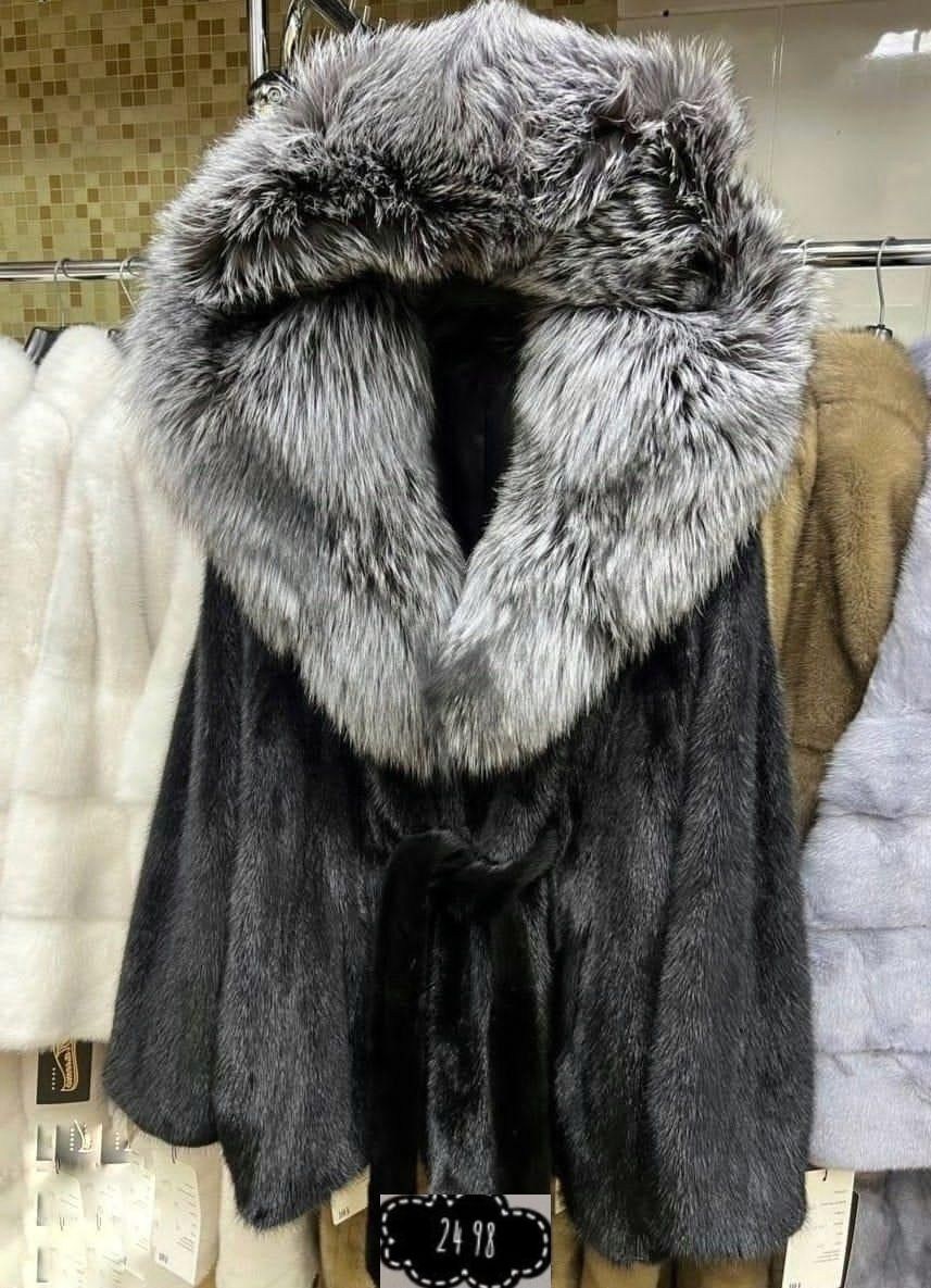 шубка из меха европейской норки с капюшоном из меха чернобурки,шуба норковая с капюшоном из чернобурки,шубка из меха европейской норки с капюшоном из меха чернобурой,шубка из меха европейской норки с