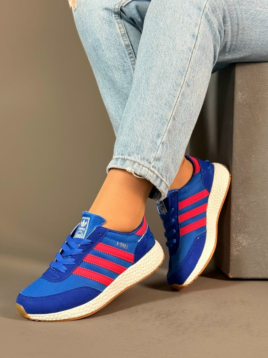 адидас иники синие,кроссовки adidas,мужские кроссовки adidas,кроссовки adidas iniki,кроссовки адидас