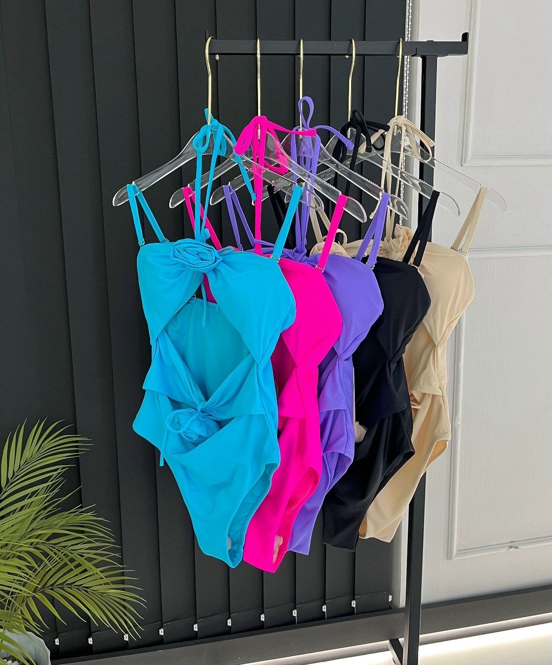 слитные купальник,купальник женские,купальник женские слитный,цельные купальники,купальник