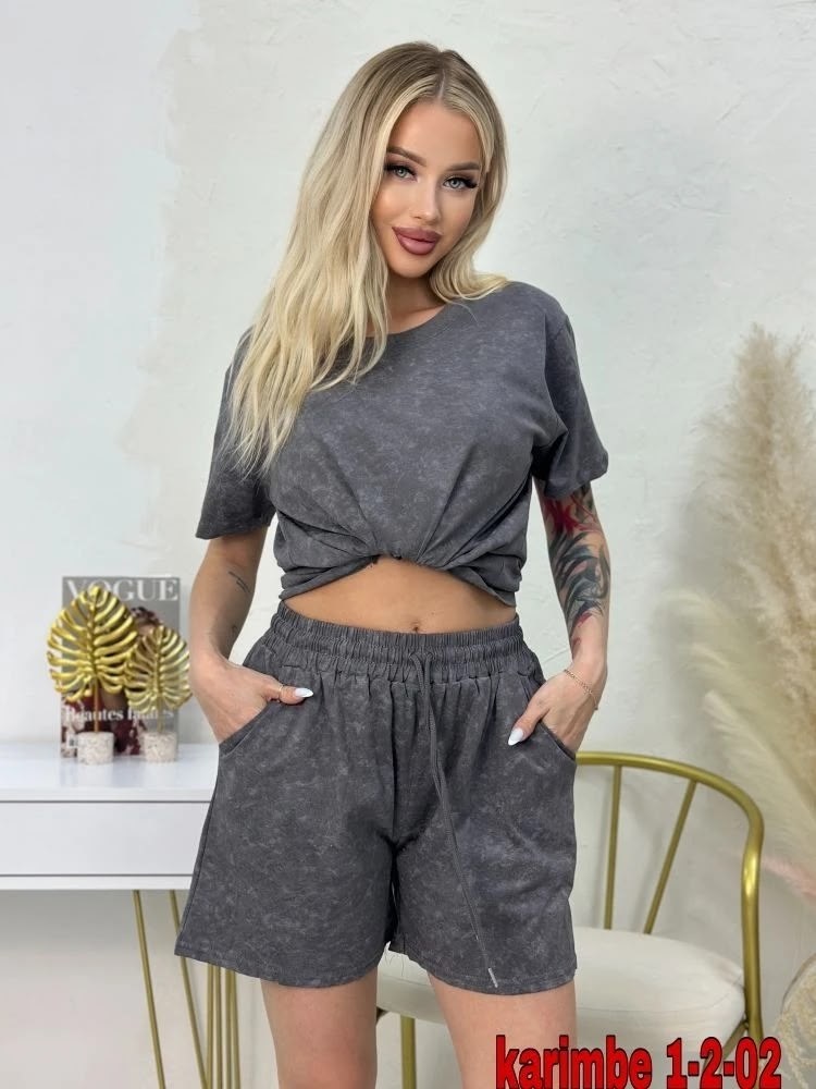 футболки оверсайз с принтами,летние костюмы,костюм трикотажный,костюм с шортам,женские костюмы