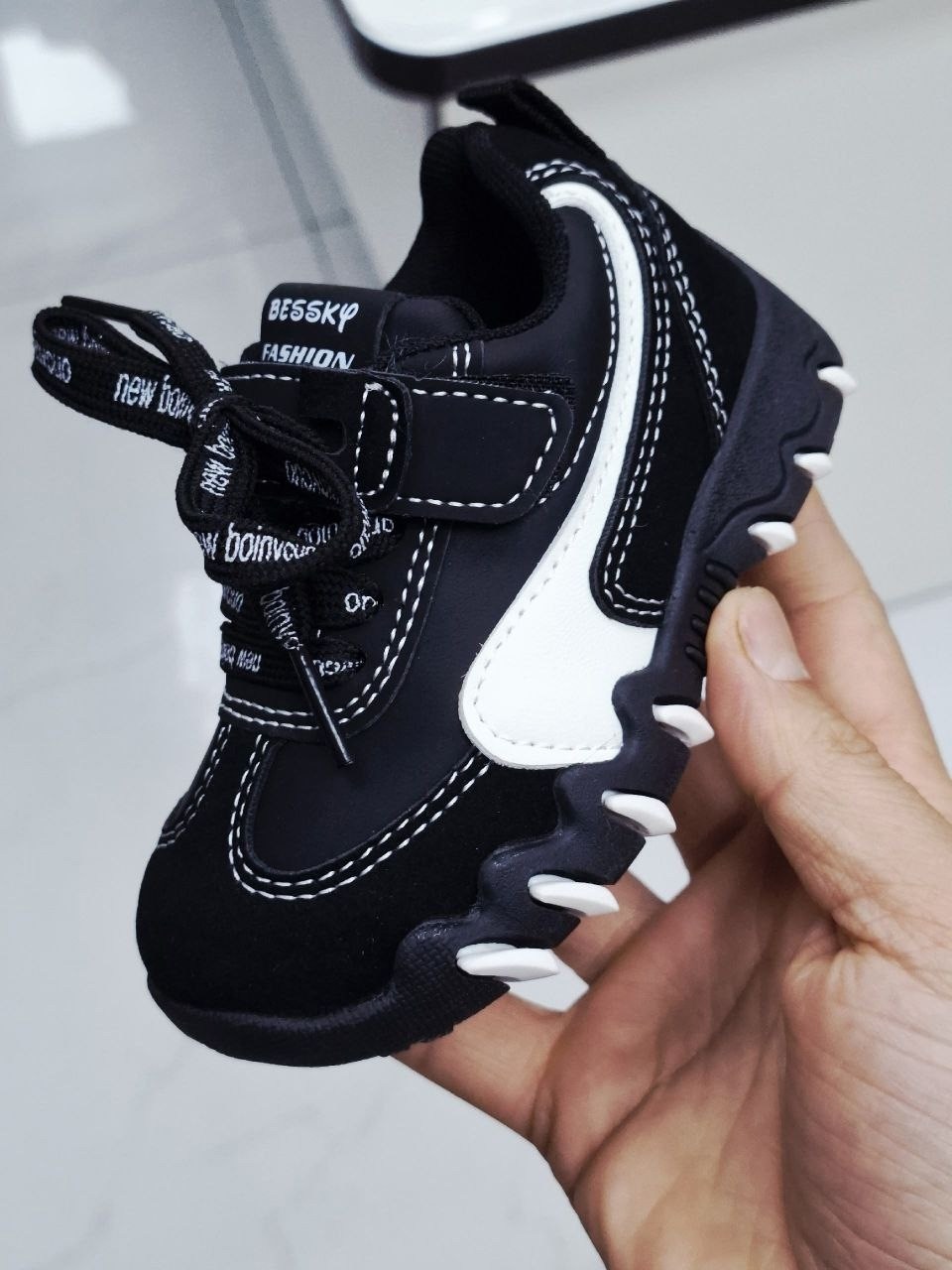 кроссовки мальчику,кроссовки детские,спортивная ,повседневные кроссовки,удобные кроссовки