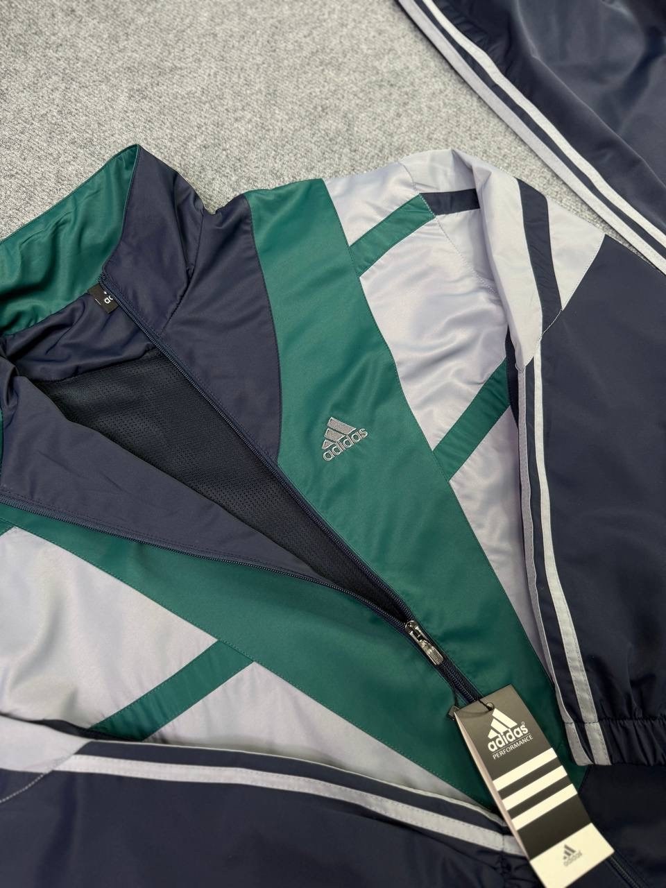 спортивный костюм adidas 90х,спортивный костюм adidas,спортивный костюм adidas в стиле 90х,мужской спортивный костюм "adidas",спортивный костюм adidas ретро