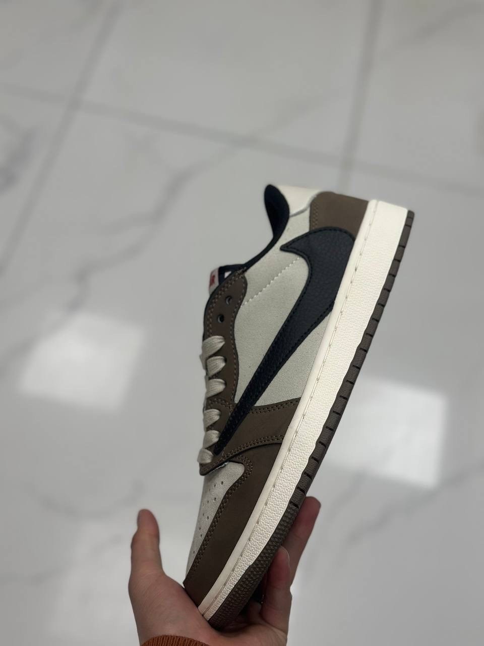 кроссовки nike air jordan 1 low,nike air jordan 1 low travis scott olive,кроссовки nike air jordan 1 low x travis scott,nike air jordan 1 low travis scott,air jordan 1 low travis scott