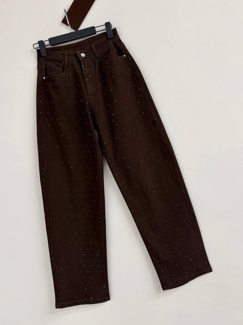 джинсы со стразами,джинсы широкого кроя со стразами, коричневый,джинсы женские,женские джинсы со стразами,джинсы с блестками