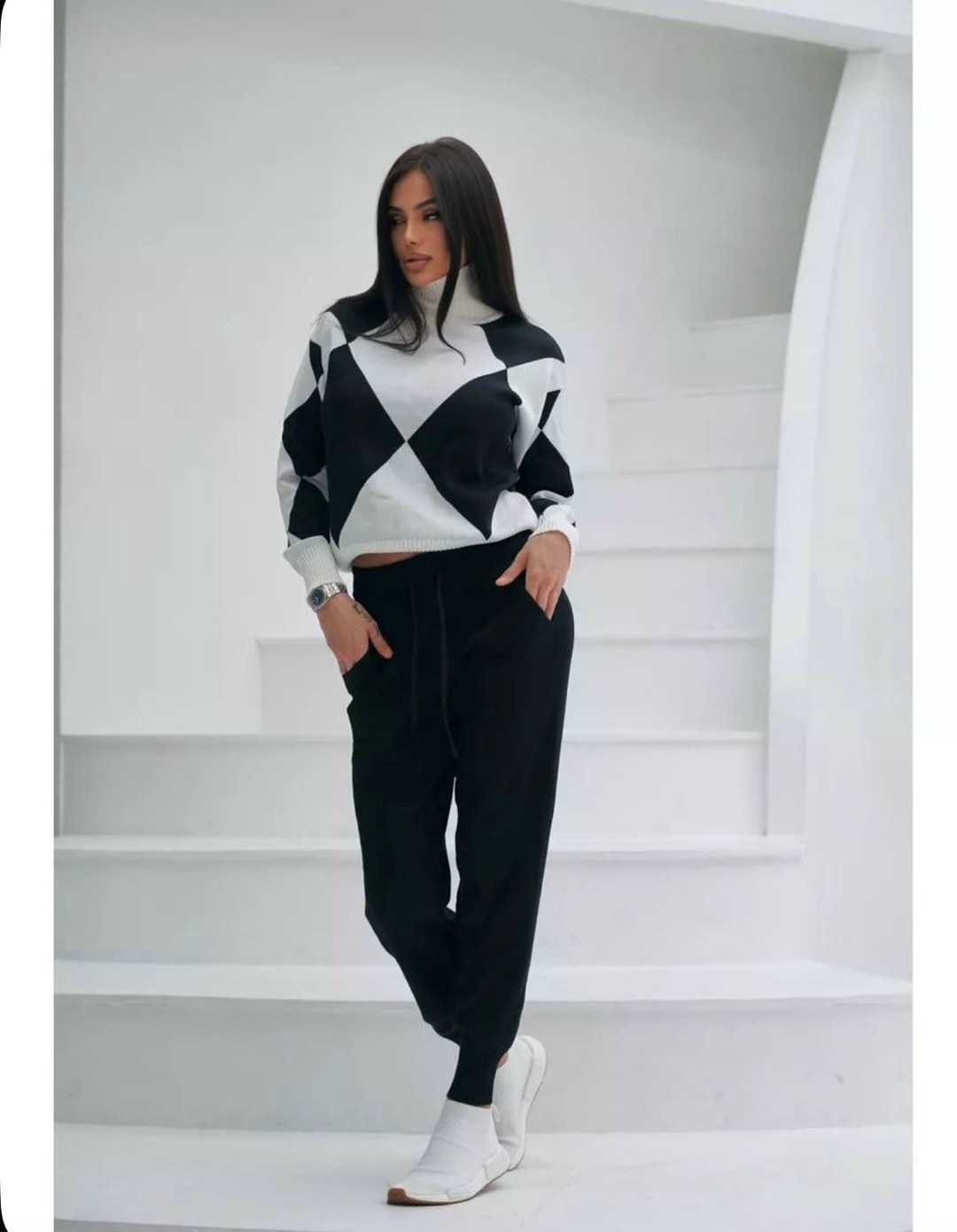 женский трикотажный костюм из двух предметов,трикотажные костюмы,женский комплект из свитера,комплект свитер,вязаные костюмы