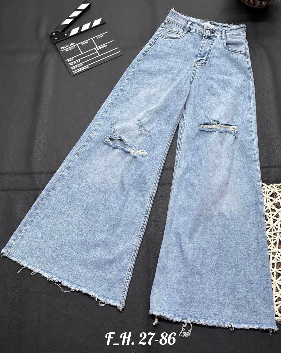 джинсы широкие,широкие джинсы на девочках,стильные джинсы,брюки джинсы,женские джинсы широкие