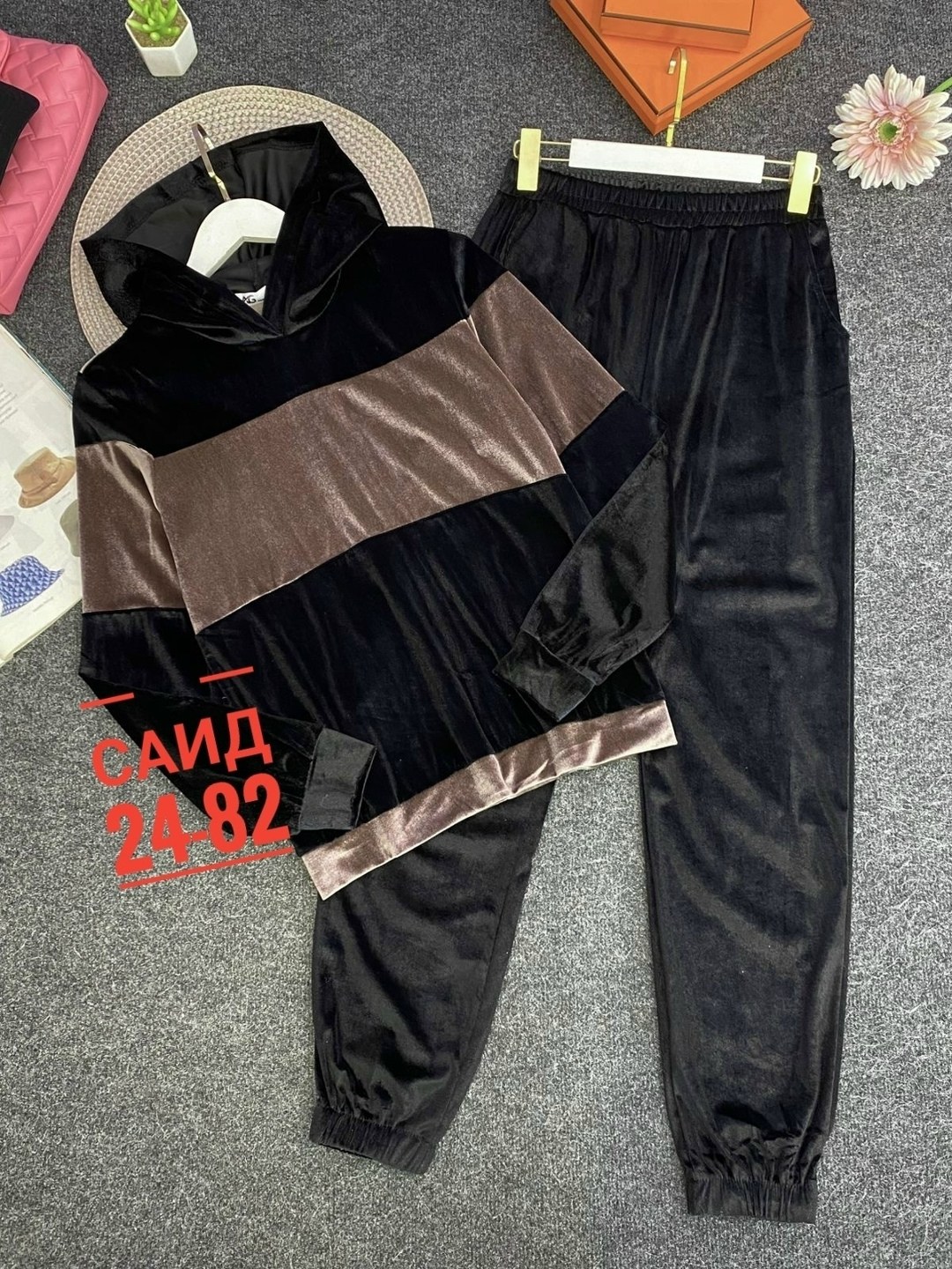 велюровый женский спортивный костюм,костюм женский велюровый,костюмы спортивные велюровые,женские костюмы спортивные,велюровый спортивный костюм женски