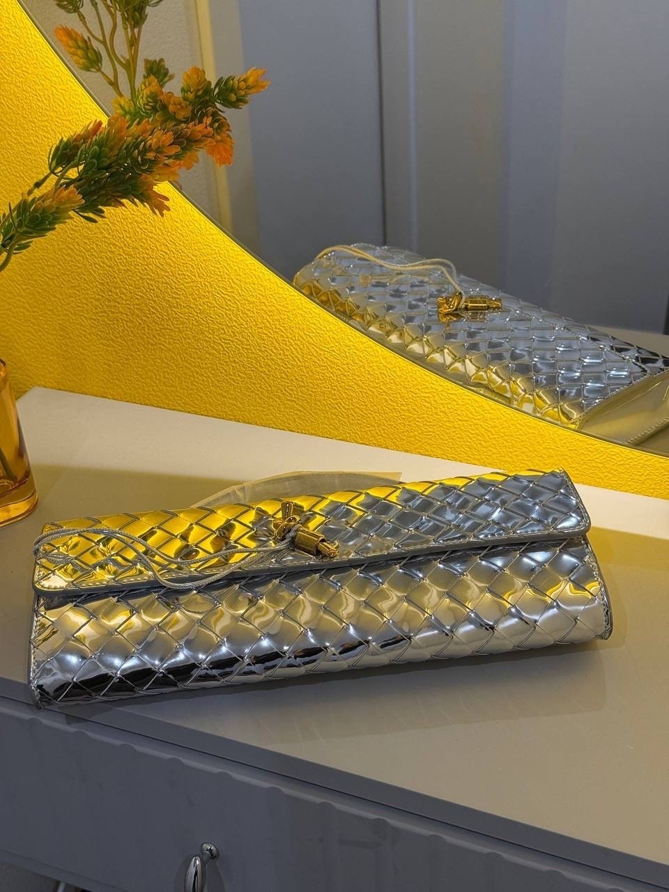 клатч bottega veneta клатч bottega veneta,клатч bottega veneta,bottega veneta сумки женские,bottega veneta сумка,кожаный клатч bottega veneta