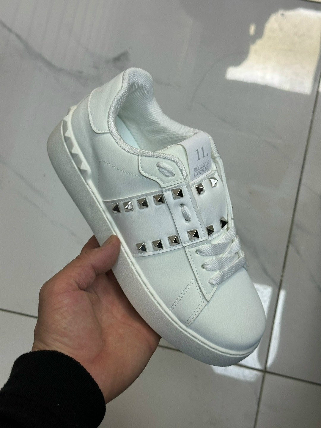 кеды валентино женские,женские кожаные кроссовки valentino garavani rockstud,кроссовки valentino,кеды валентино,